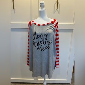 Long sleeve Christmas top. Long sleeve size 26.